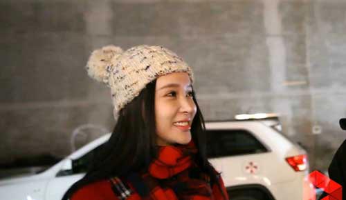 《我叫mt》校园广告美女主角曝光 爱就在一起吧
