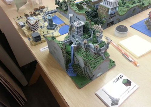 高端大气 3D打印机打印《我的世界》神作建筑群