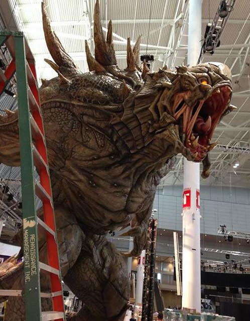 《进化》巨型怪兽亮相PAX展 面目狰狞栩栩如生