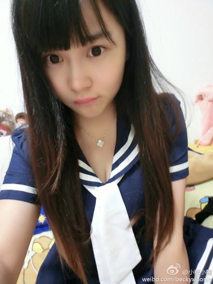 ChinaJoy2014：全场最“胸”猛Showgirl遭强势围观