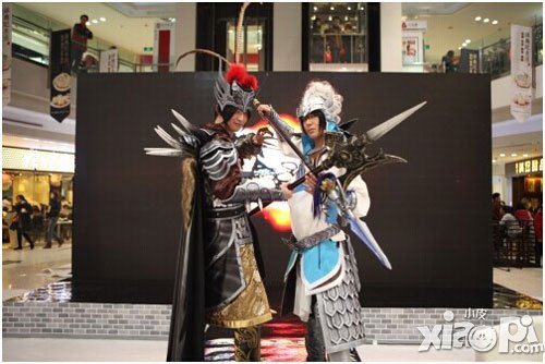 啪啪三国E6馆参展 极品cosplay出演