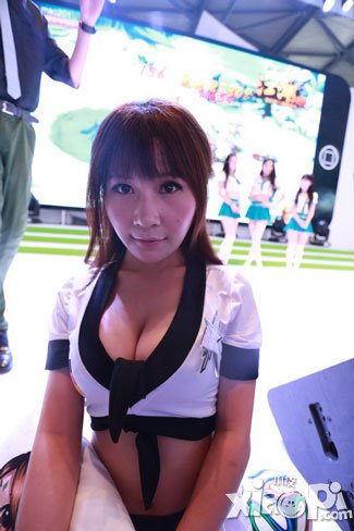 fm一球成名足球宝贝场照