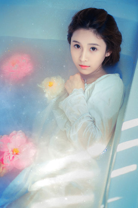 绝美气质女神浴缸湿身写真(9)
