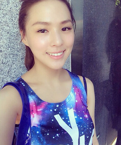台湾G奶美胸女神卓毓彤私照(22)