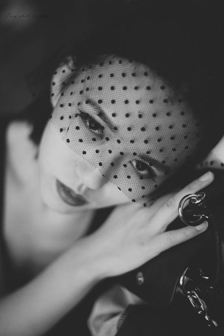 气质面纱美女私房妩媚写真(3)