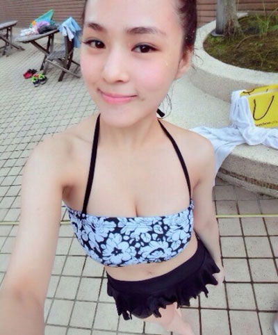 台湾G奶美胸女神卓毓彤私照(12)