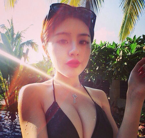 娜美身材妹赵惟依性感私照赏(7)
