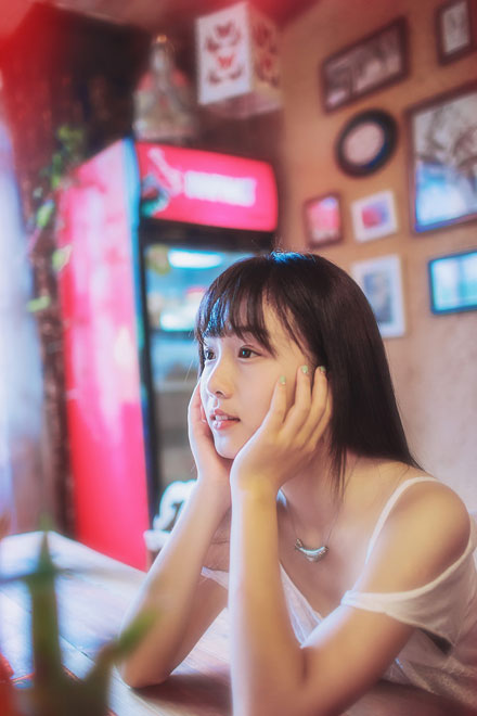 清新邻家美女咖啡馆文艺写真(3)