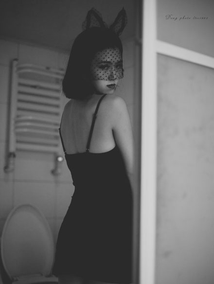 气质面纱美女私房妩媚写真(9)