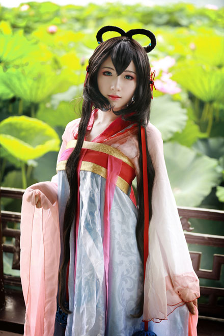 清纯萌妹COS《忆红莲》洛天依(2)