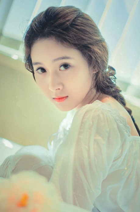 绝美气质女神浴缸湿身写真(3)
