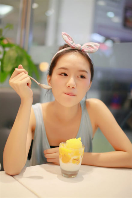 清纯可爱萌妹子夏日清凉写真(4)
