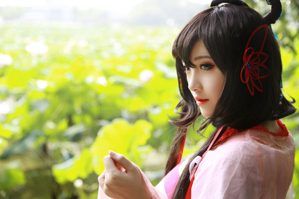 清纯萌妹COS《忆红莲》洛天依(6)
