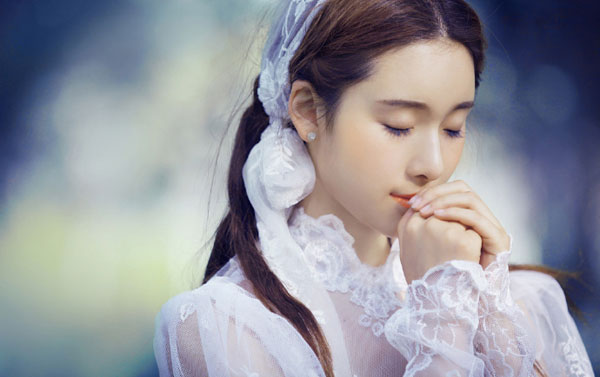 养眼气质美女丛林唯美写真(8)