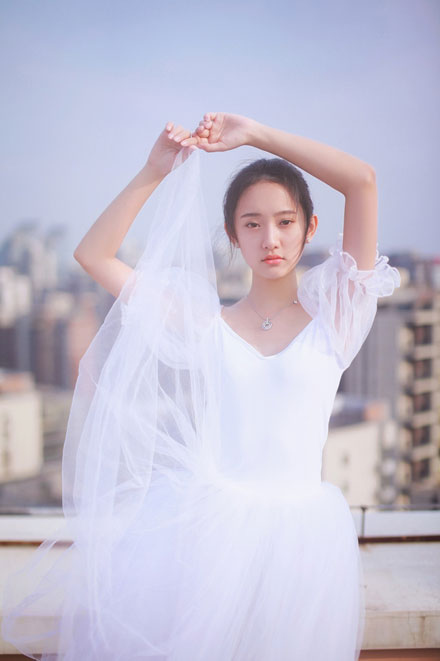 小清新芭蕾女孩天台梦幻写真(6)