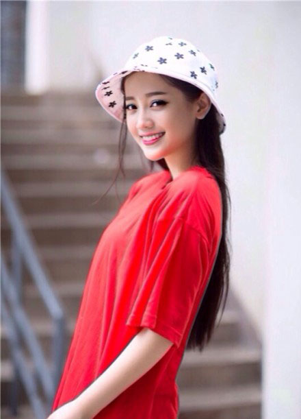 吉他萌妹子郑湫泓私照赏(3)