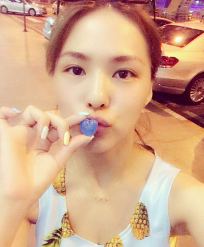 台湾G奶美胸女神卓毓彤私照(10)