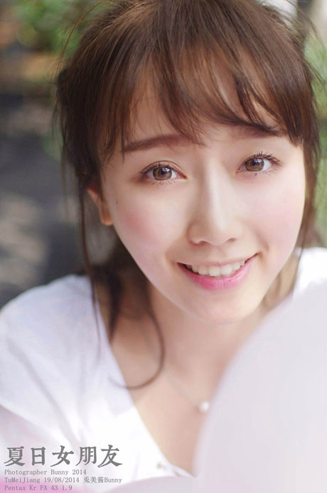 邻家女孩谭湘君清新甜美写真(4)