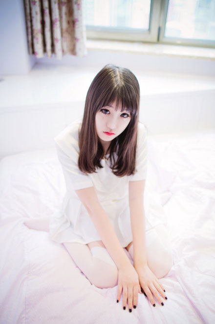 水手服萌妹子私房诱人写真(9)
