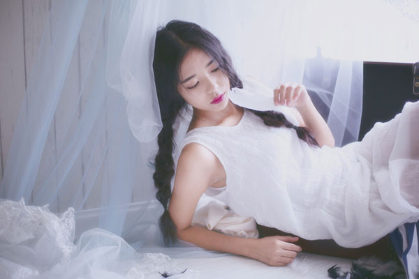 森系美女唯美复古私房写真(8)