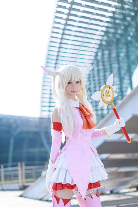 《Fate》依莉雅萌妹Cos(3)