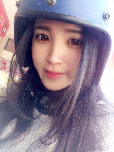 深蹲游戏女神萧亦瑄私照美图赏(2)