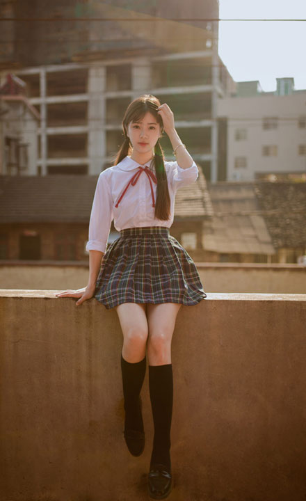 日系制服双马尾少女写真集(16)