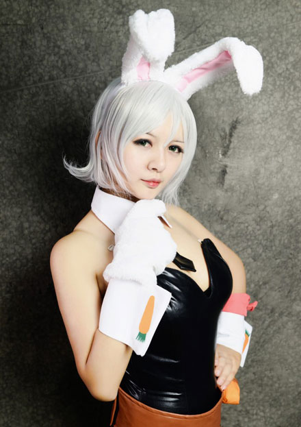 巨乳萌妹锐雯兔女郎COS(3)