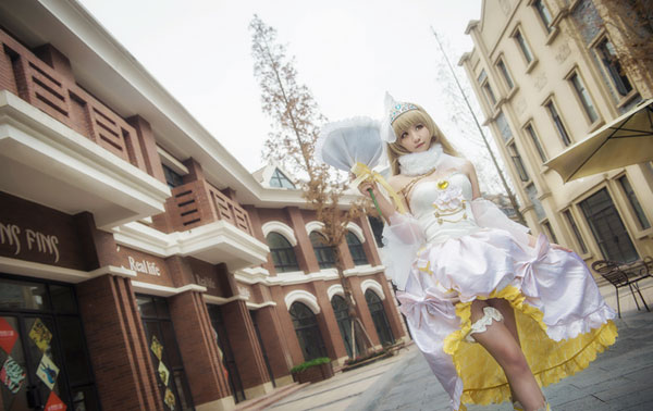 巨乳萌妹南小鸟婚纱诱人COS(5)
