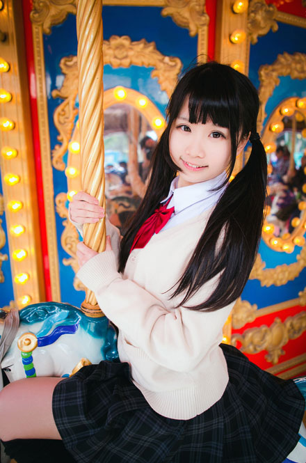 日系双马尾少女游乐园俏皮写真(3)