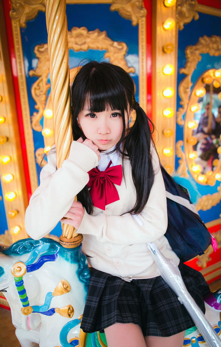 日系双马尾少女游乐园俏皮写真(2)
