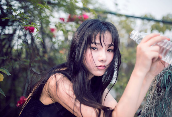 日系养眼美女死库水清凉写真(7)