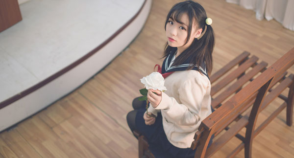 双马尾少女日系柔美写真(5)