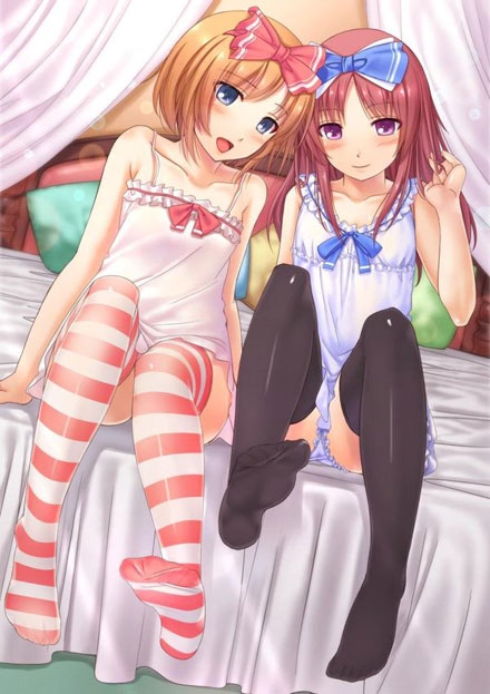 二次元美足少女福利图4(16)