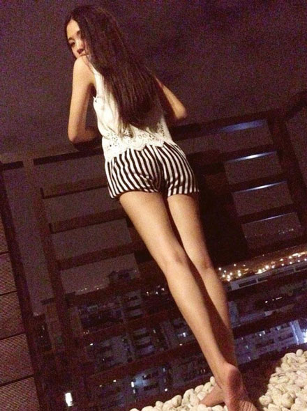 深蹲游戏女神萧亦瑄私照美图赏(6)