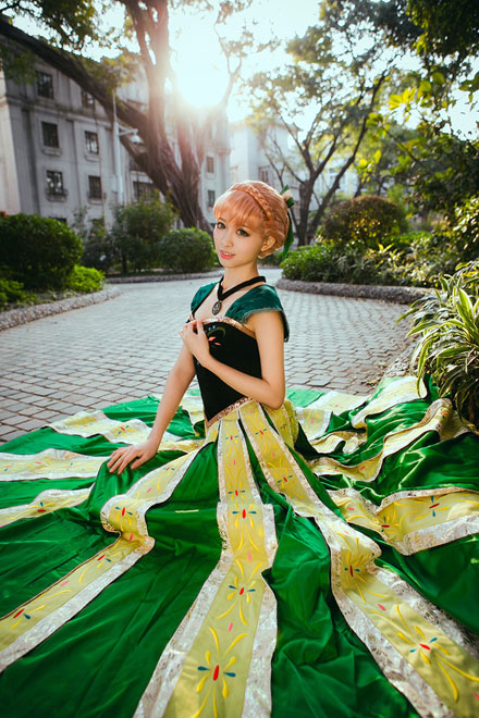 《冰雪奇缘》安娜精美COS(2)