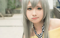 清纯萌妹奈亚子COS