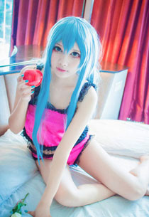 《罗密欧与仙度瑞拉》初音未来诱人COS