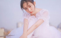 小清新芭蕾女孩天台梦幻写真