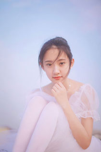 小清新芭蕾女孩天台梦幻写真