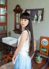 清新森系美女文艺复古写真