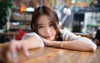 氧气美女户外高清写真