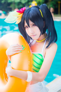 《LoveLive》矢泽妮可萌妹泳装Cos