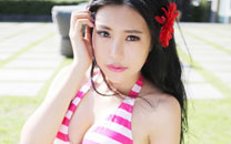 嫩模绮里嘉ula户外比基尼写真