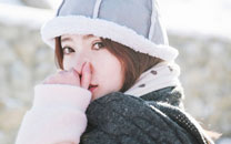 日系养眼美女冬日清新写真