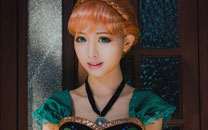 《冰雪奇缘》安娜精美COS