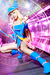 《游戏王》黑魔导女孩精美cosplay