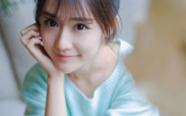 清纯甜美美女咖啡馆治愈系写真
